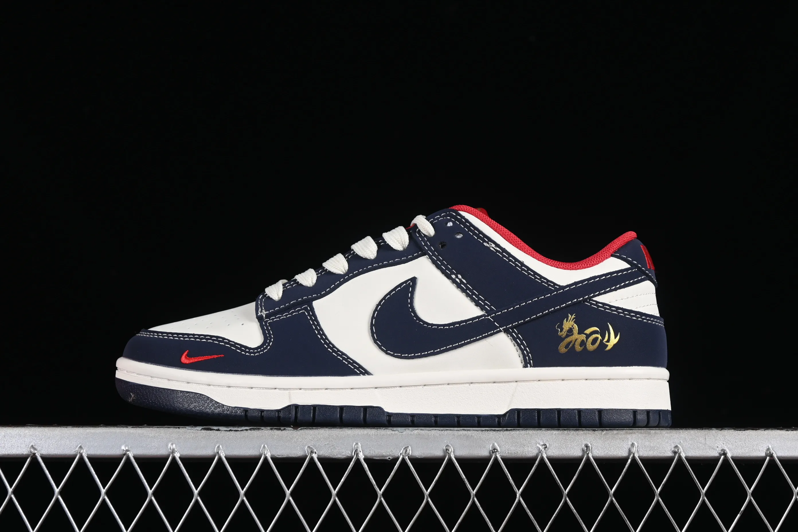 All categories Nk SB Dunk Series Nk SB Dunk Low High-end customized low-top sneakers Nk SB Dunk Low Chinese New Year Limited-Black Dragon God Anniversary high-end customized low-top casual sneakers XP3802-953
